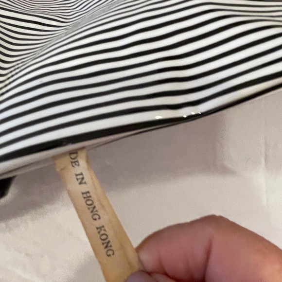 Saks 5th Ave Umbrella Bag Rare Vintage Like New - Picture 5 of 9